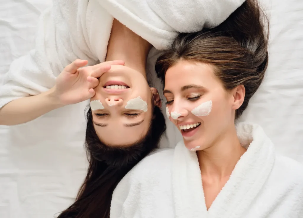 Step into style and confidence at Aurum Health Parlor.